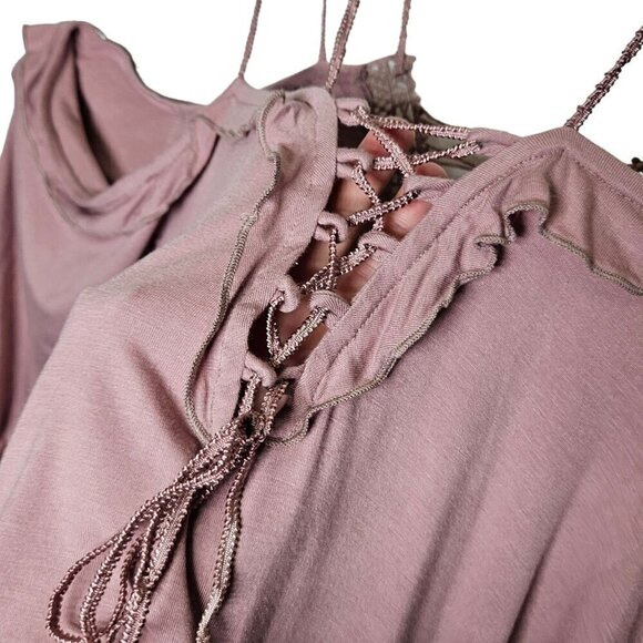 BKE Boutique NWT Women's Cold Shoulder Lace-Up Top M‎ Bamboo Rayon Blend Mauve - Picture 13 of 14